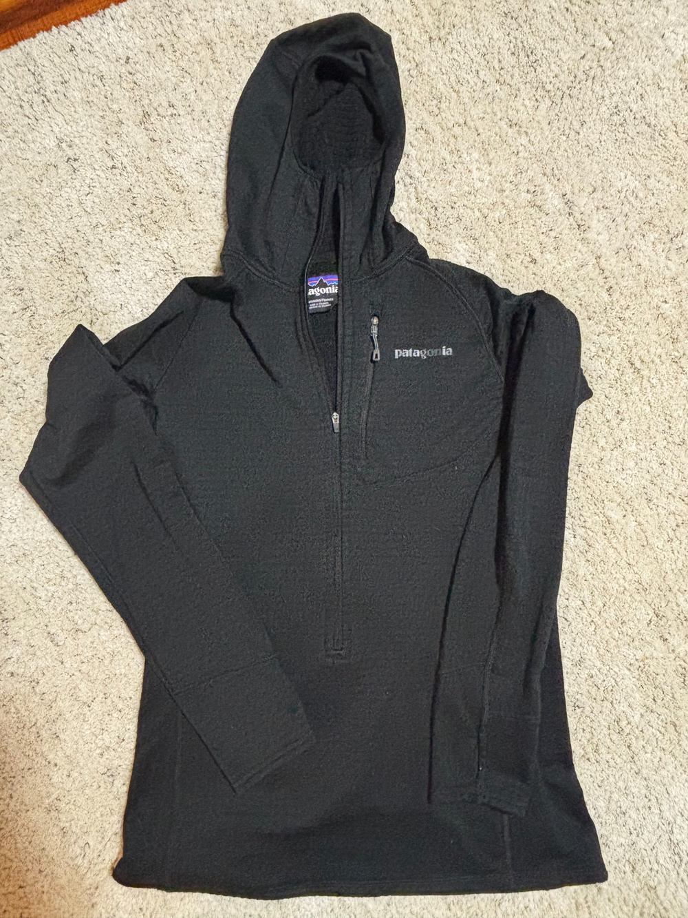 Patagonia Womens Black Full Zip Hooded Fleece Jacket Small